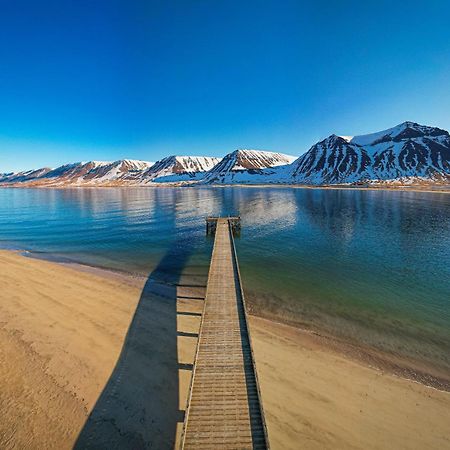 Holt Inn Flateyri Экстерьер фото