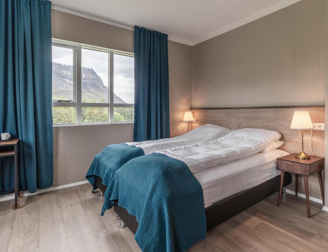 Holt Inn Flateyri Экстерьер фото